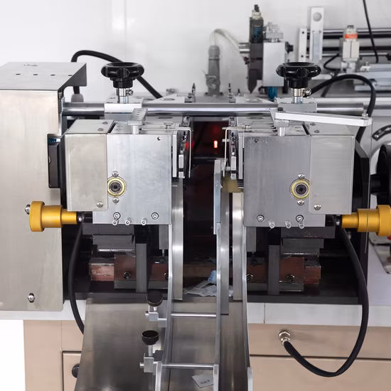 Multifunction Woven Label Cutting Machine/ Hot and Cold Printed Garment Fabric Label Cut and Fold Machine for Satin Ribbon, Cotton Tape, Care Label Jz-2817